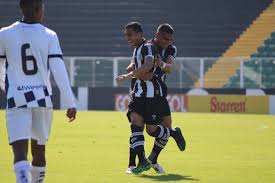 Confira o horário dos jogos, fotos, estatística da temporada e um pouco da história do seu time de futebol favorito. O5emzufnc4g8mm