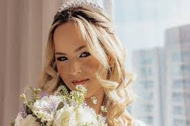 Amanda Petrucci's Instagram, Twitter & Facebook