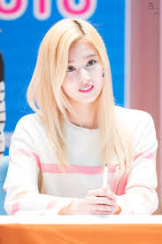 Sana Kpics Kpop Sweetgirls Lovethem Love Unsensored Girls Sweet Sexygirls Selfie Women Kpop Girls Girl Kpop Girl Groups