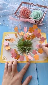 أفكار أشغال يدوية بسيطة وجميلة للأطفال ✂️🎨 إذا تحب الأشغال اليدوية وتهوى  الألوان والترتيب، هذا الريل خاص بك. نشارك معك خطوة بخطوة كرافتات سهلة تقدر  تديرها في الدار مع أولادك، بأدوات بسيطة