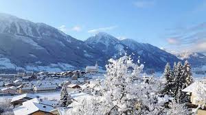 In the morning the sky remains foggy. Skiing Winter Season Covid Hygiene And Safety Siegi Tours Ski Holidays