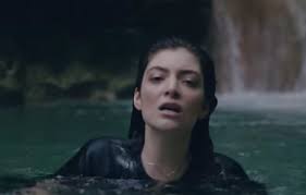 Lorde is officially back with new music! Hhp0eo Zd6glwm