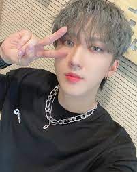 Stray kids has overall nice line distribution, they are both main rappers, hyunjin and felix are lead changbin : Stray Kids Changbin Surprisingly Drops New Track Cypher Kpophit Kpop Hit
