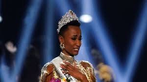 Miss universe 2019 zozibini tunzi's winning answer in the final word. South Africa S Zozibini Tunzi Named Miss Universe 2019