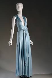 However, i think it will be a future goal of mine to purchase an original halston dress or design one day. Pin On Pasarella