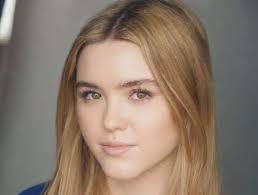 Brittany Farren's Instagram, Twitter & Facebook