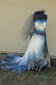 Pin On Goth Bride