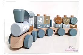 The birth of a new baby is an important life occasion to be celebrated. Shop Herzchenklein Unique Baby Stuff Handgemacht Und Personalisiert