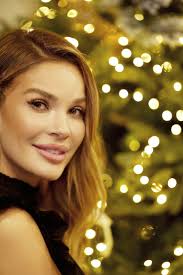 Senia, You are my favorite female vocalist. Very inspirational see you in  AZ