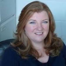 Mary Comiskey (@MBComiskey)