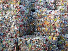 10 consejos para reciclar plástico y reducir su consumo. Plastico Reciclado Cairplas