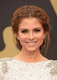 The clever use of braids can really lift a simple hairstyle into something totally edgy and that is exactly what you see here. 25 Trendy Hair Updos Front View Make Up Front Hair Styles Wedding Hair Front Bridesmaid Hair Short
