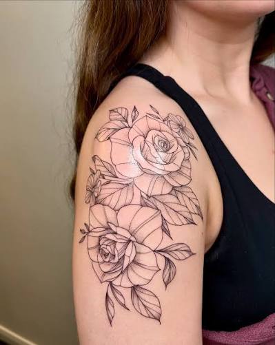 Gorgeous floral shoulder cap from yesterday ❤️ #floral #floraltattoo #shouldertattoo #shouldercaptattoo #tattoo #tattoos #fineline #finelinetattoo #tattooing #tattooartist #cbus #columbus #columbustattoo #delaware #delawareoh #delawareohio ...