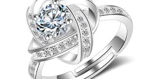 تفسير الخاتم في الحلم للعزباء والمتزوجة وتأويله لابن سيرين engagement rings engagement jewelry