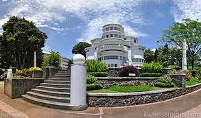 Universitas jurusan fotografi di bandung. Upi Gratiskan Biaya Kuliah 10 000 Mahasiswa Kampusundip Com
