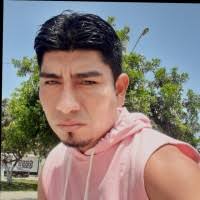 60+ perfiles de «Ronald Rosales»