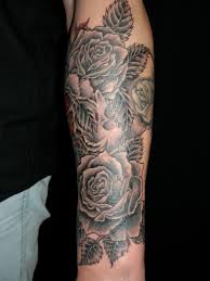 Underarm tattoo geometric rose tattoo libra tattoo rose tattoos asd henna tatting body art piercings. Tattoo Unterarm Mann Rose 135 Beautiful Rose Tattoo Designs For Women And Men