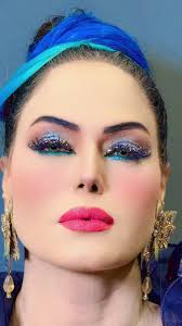 Glamorous Veena Malik Visits Farah Salon in Islamabad