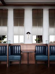 Discover The Best Industrial Chic Interior Decor And Get Inspired With Us Www Delightfull Eu Visi Restaurant Seating Restaurant Interior Restaurant Design