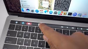 15 Tipps Und Tricks Zur Touch Bar Fur Das Neue Macbook Pro Video In 2020 Macbook Pro Tips Newest Macbook Pro Macbook Pro