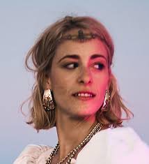 Rae Katz (@raekatzwrites) • Instagram photos and videos