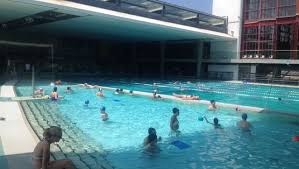 Canicule Les Piscines Municipales Prises D Assaut A Bordeaux