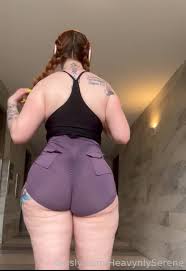 Heavynlyserene allures - her unadorned body a sensual invitation