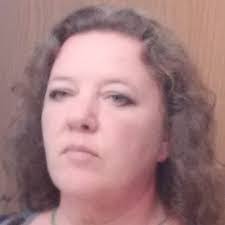 Kari Smallwood's Instagram, Twitter & Facebook