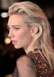 Vanessa Kirby Vanessa Kirby Vanessa Kirby The Crown Beauty