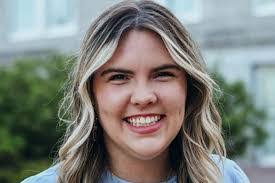 Lucy Cushman's Instagram, Twitter & Facebook