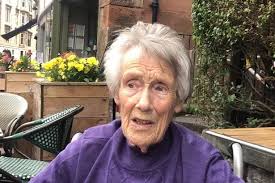 Glasgow great-gran endured five hours 'screaming in agony'