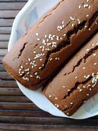 Lalu mereka buka cabang di cikini yang juga adalah pusat tempat tinggal masyarakat belanda. Roti Tan Ek Tjoan Penganan Legend Asal Bogor