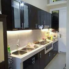Dalam proses pembuatan kitchen set, ada beberapa hal yang perlu diperhatikan terutama dalam bentuk desain itu sendiri. Contoh Gambar Kitchen Set Sederhana Yang Ekonomis Kitchen Set Minimalis Rocka Jati