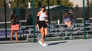 Lopes stay hot at home, win 5th straight