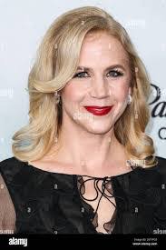 Sarah Bainbridge's Instagram, Twitter & Facebook