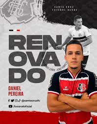 Santa oficializa permanência do volante Daniel Pereira