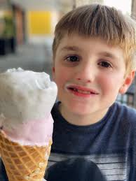 Coco Gauff and Ben Shelton indulge in ice cream late at night in Melbourne  🍦🌙😍