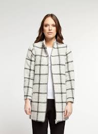Black And White Coat Womens This Jacket Is Adorable And Super Warm Wear It As Apart Of An Outfit Or As An Outerwear Piece Dex Square Coa Winter Outfits Warm Jackets For Women Black Coat