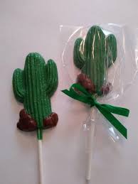 Check Out This Item In My Etsy Shop Https Www Etsy Com Listing 599793411 Cactus Chocolate Lollipops Cake Pops Chocolate Paletas