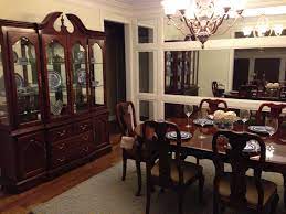 Thomasville dining chairs in red mahogany and striped seats. Craigslist Thomasville Dining Room Set Blue Willow China Love Omg This Is Exactly Wha Living Room Sets Cherry Dining Room Sets Dining Room Small
