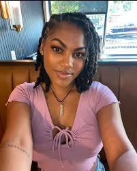 Thank you so much baby I need all of that that you send my way and I'll  send you right back to you ♥️