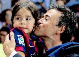 Als sohn von vater (?) und mutter (?) erlangte er im jahr 2021 als trainer berühmtheit zum beispiel für real madrid, fc barcelona. Por Cancer De Huesos Murio La Hija Pequena De Luis Enrique