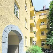 Die wohnungen sind sehr gefragt, weshalb es für mieter und käufer wartelisten gibt. Ruckkehr Der Genossenschaften So Sagt Munchen Den Hohen Mieten Den Kampf An Stadt