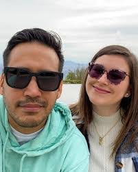 Alessandra Suarez's Instagram, Twitter & Facebook