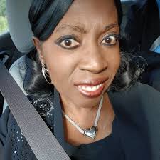 Twenty-two years ago, somebody told me that Victoria Christopher Murray  didn't like me. But her actions kept saying otherwise—she pushed my book,  invited me places, cheered me on, showed up in ways