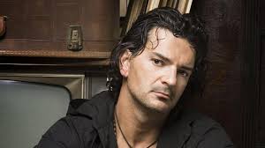 Ricardo arjona lanzó este viernes 12 de febrero covers, demos y otras travesuras de blanco, un disco concebido en pandemia que contó con la complicidad de algunos invitados de lujo. Ricardo Arjona Tickets Fur 2021 2022 Tour Information Uber Konzerte Touren Und Karten Von Ricardo Arjona In 2021 2022 Wegow Deutschland