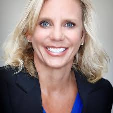 Claire Blanton's Instagram, Twitter & Facebook