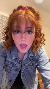 Alyson Paige's Instagram, Twitter & Facebook