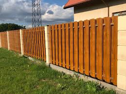 She has a knack for tasteful, topical and clean design and i wouldn't hesitate to recommend her.. Kreatecube On Twitter Find Creative Wood Fence Design Concepts For Home Garden Https T Co 1rstxmeskb Woodfence Fencedesign Homegarden Homegardening Https T Co N4gyujfvcm