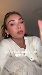 Tiffany Lauer Aritzia